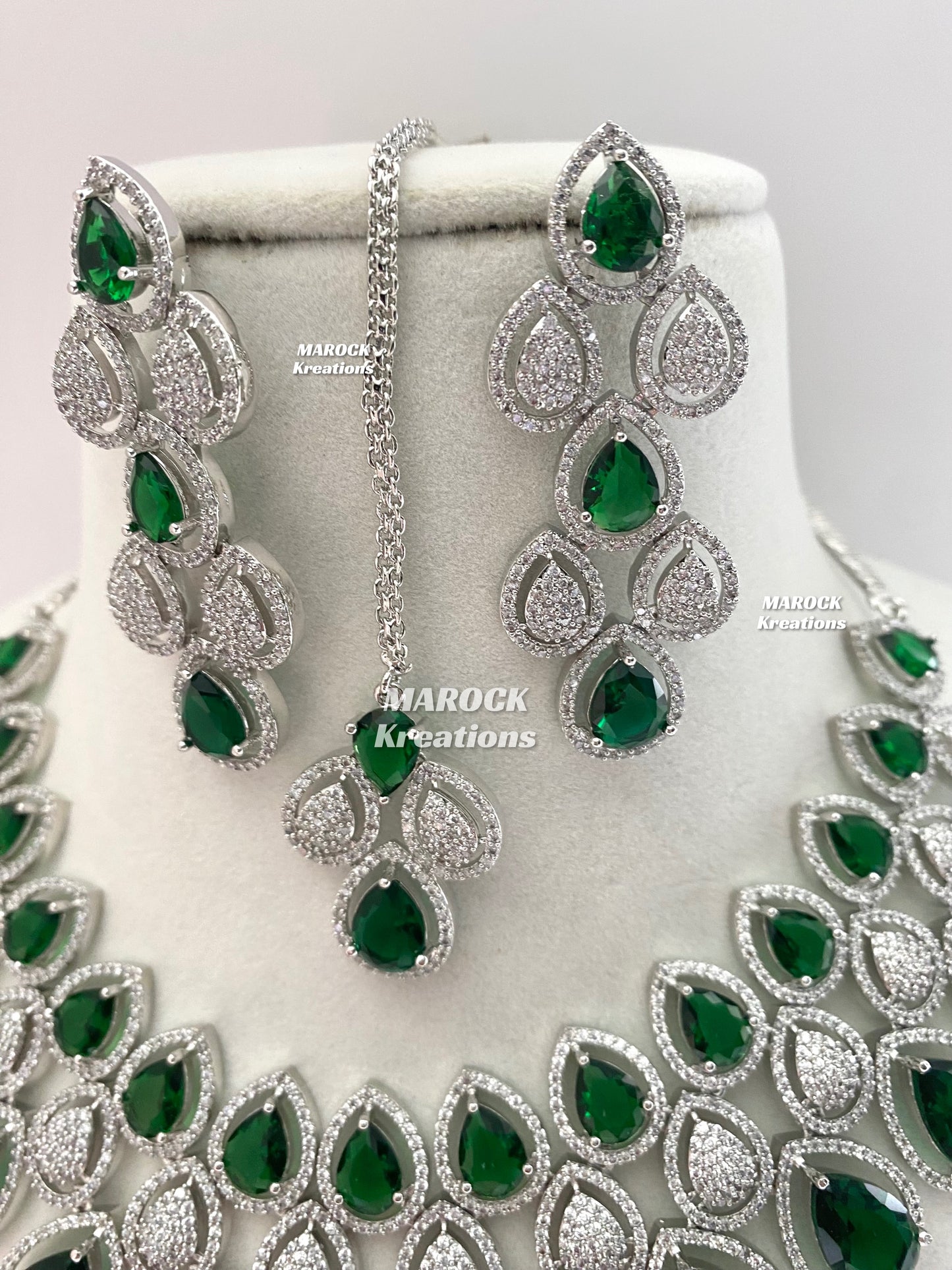 Laura Silver American Diamond Necklace set