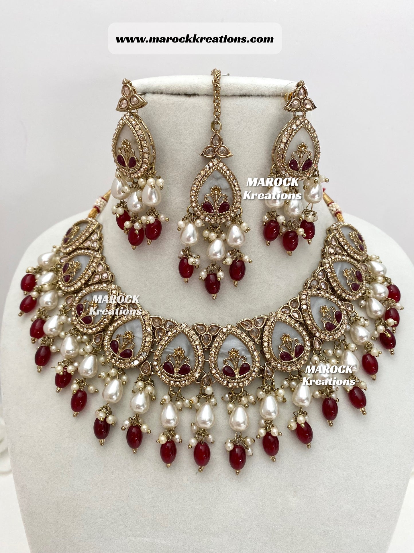 Antique Gold Polki Statement MOP Necklace set