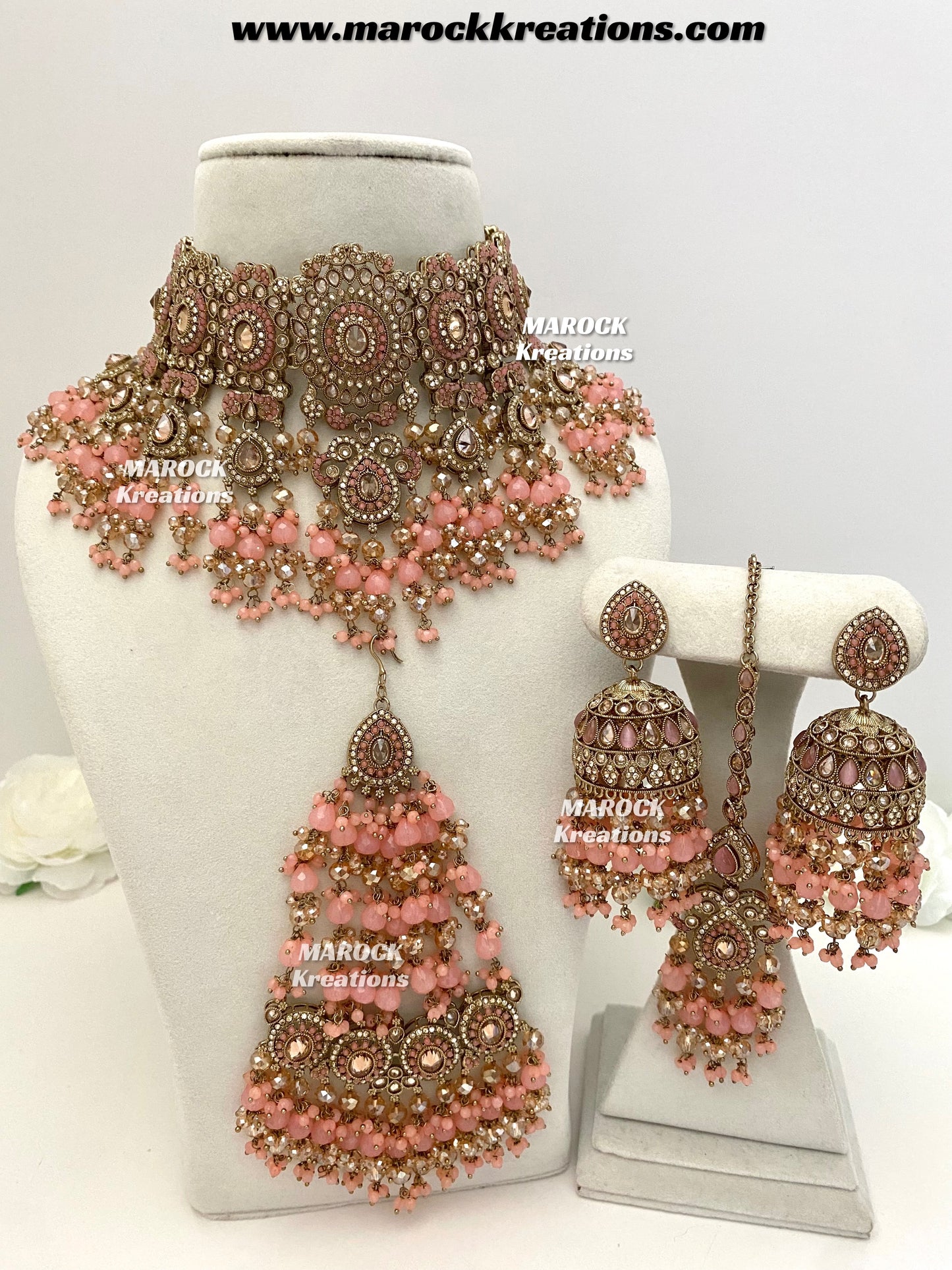 Nazmun Antique Gold Pakistani Polki choker/necklace set with Passa