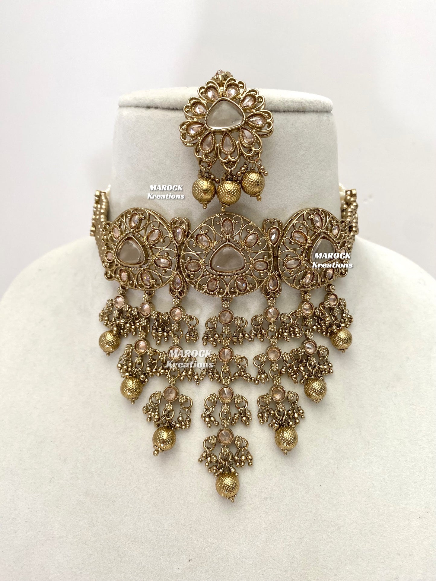 Amaira Antique Gold Polki choker set