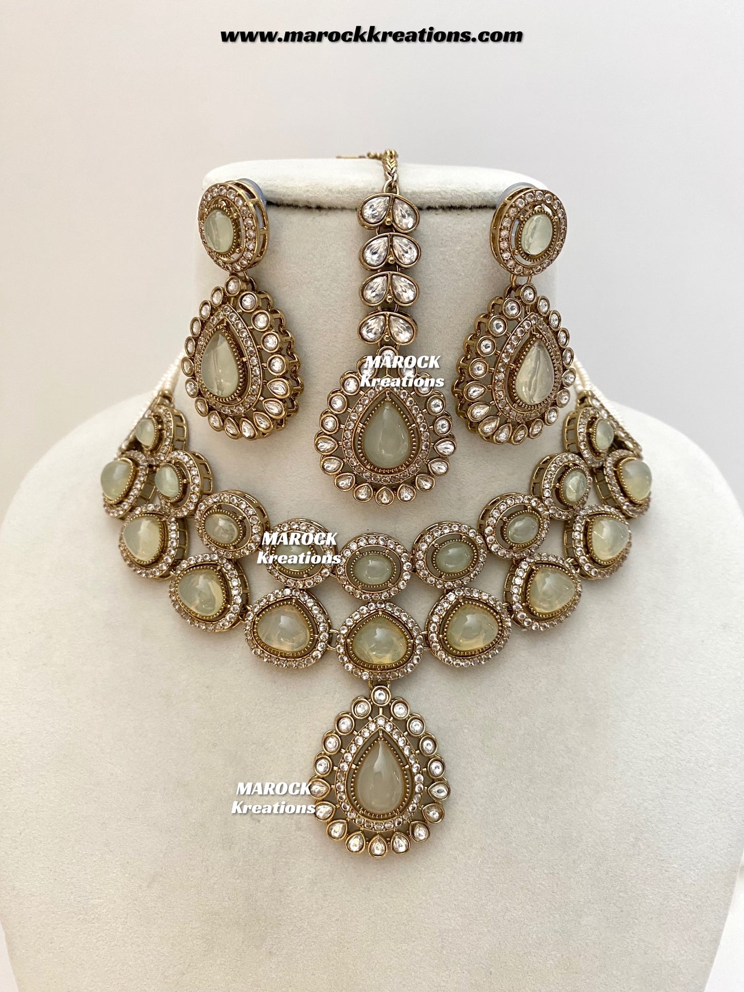 Zafina Premium Quality Moissanite Kundan Statement Choker/Necklace set