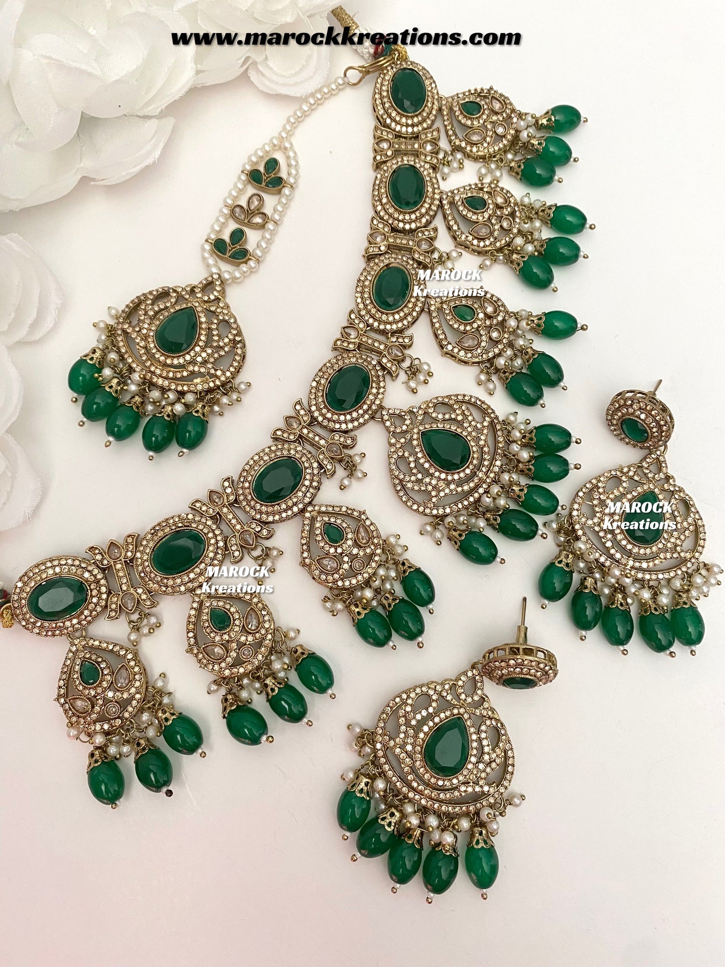 Yumna Polki statement Choker/Necklace set