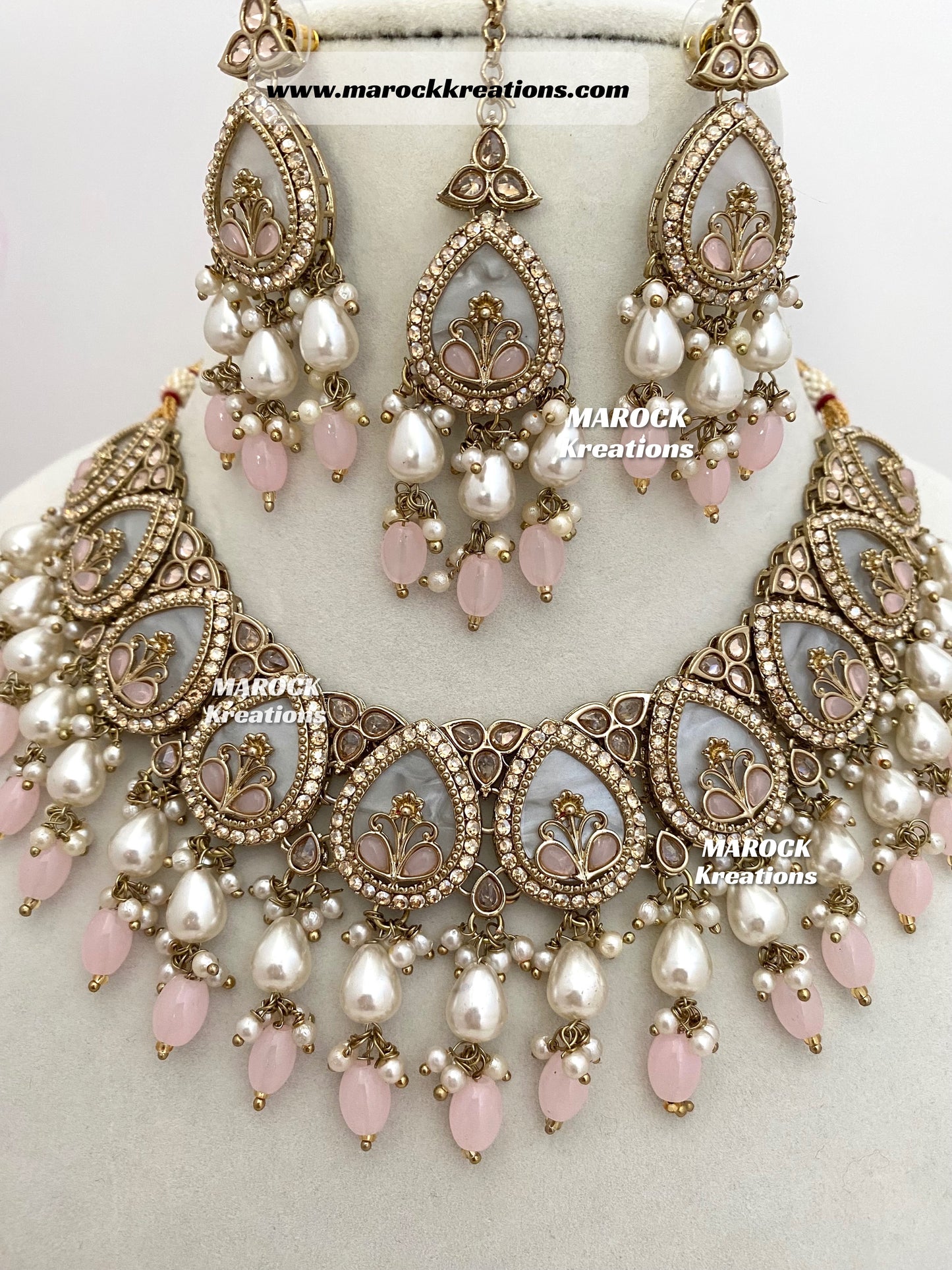 Antique Gold Polki Statement MOP Necklace set