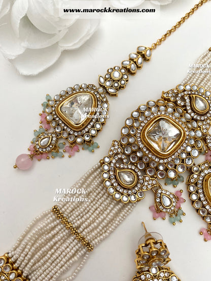 Aarzoo Kundan Statement Choker set