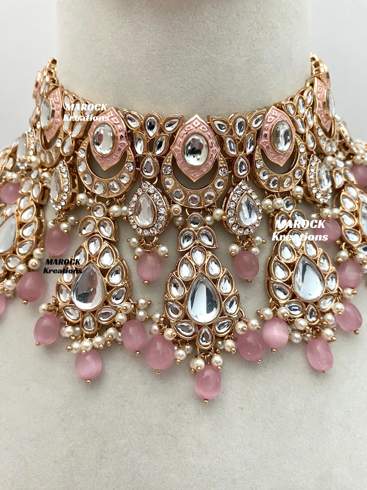 Kaniz Premium Quality Rose Gold Kundan Meenakari Choker/Necklace set