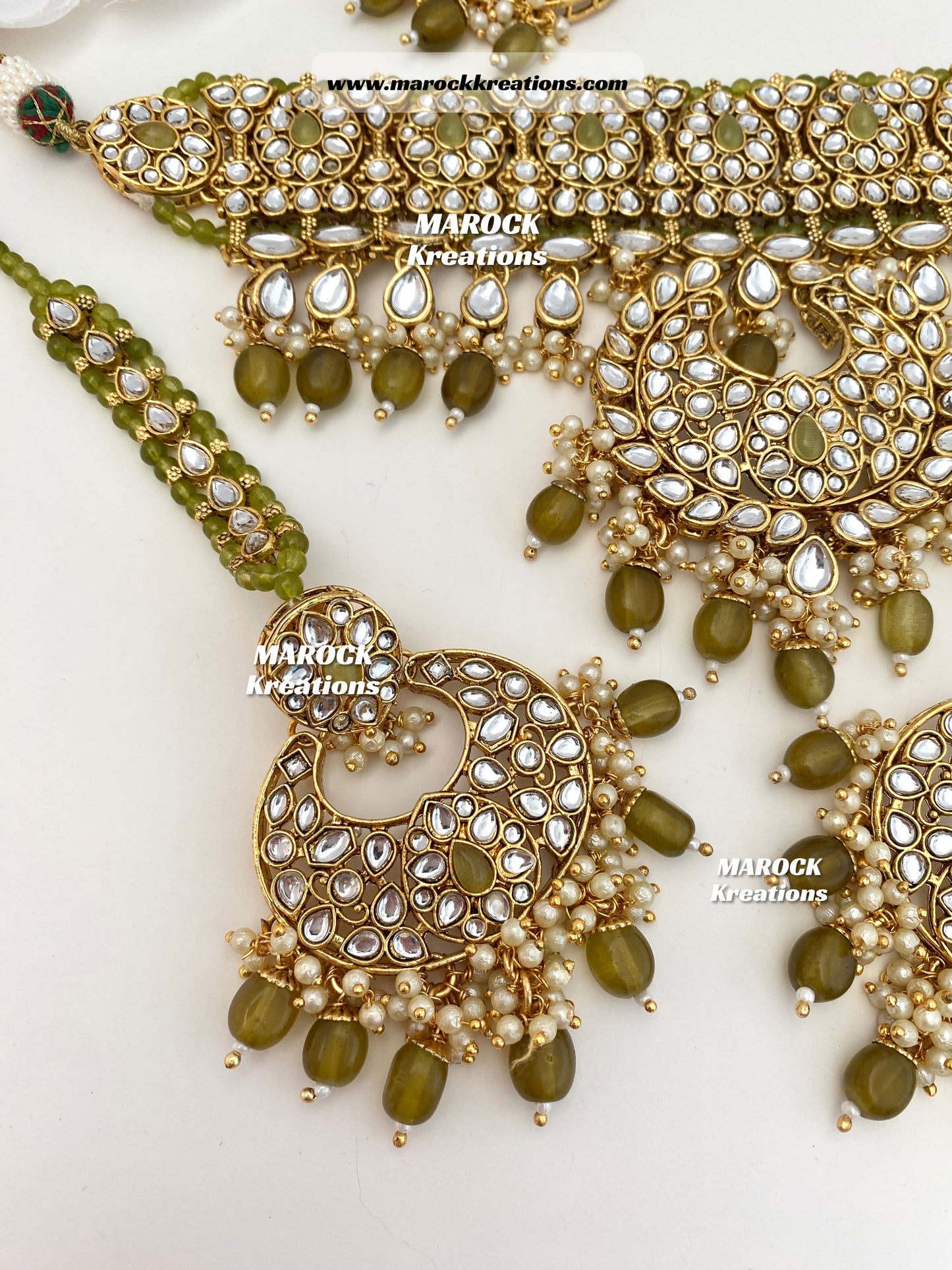 Fine Kundan Statement Choker set