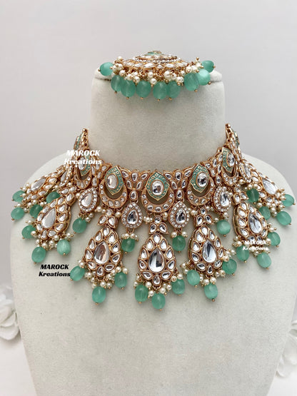 Kaniz Premium Quality Rose Gold Kundan Meenakari Choker/Necklace set