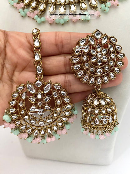 Kundan Necklace set comes with Jhumki Earrings and Tikka