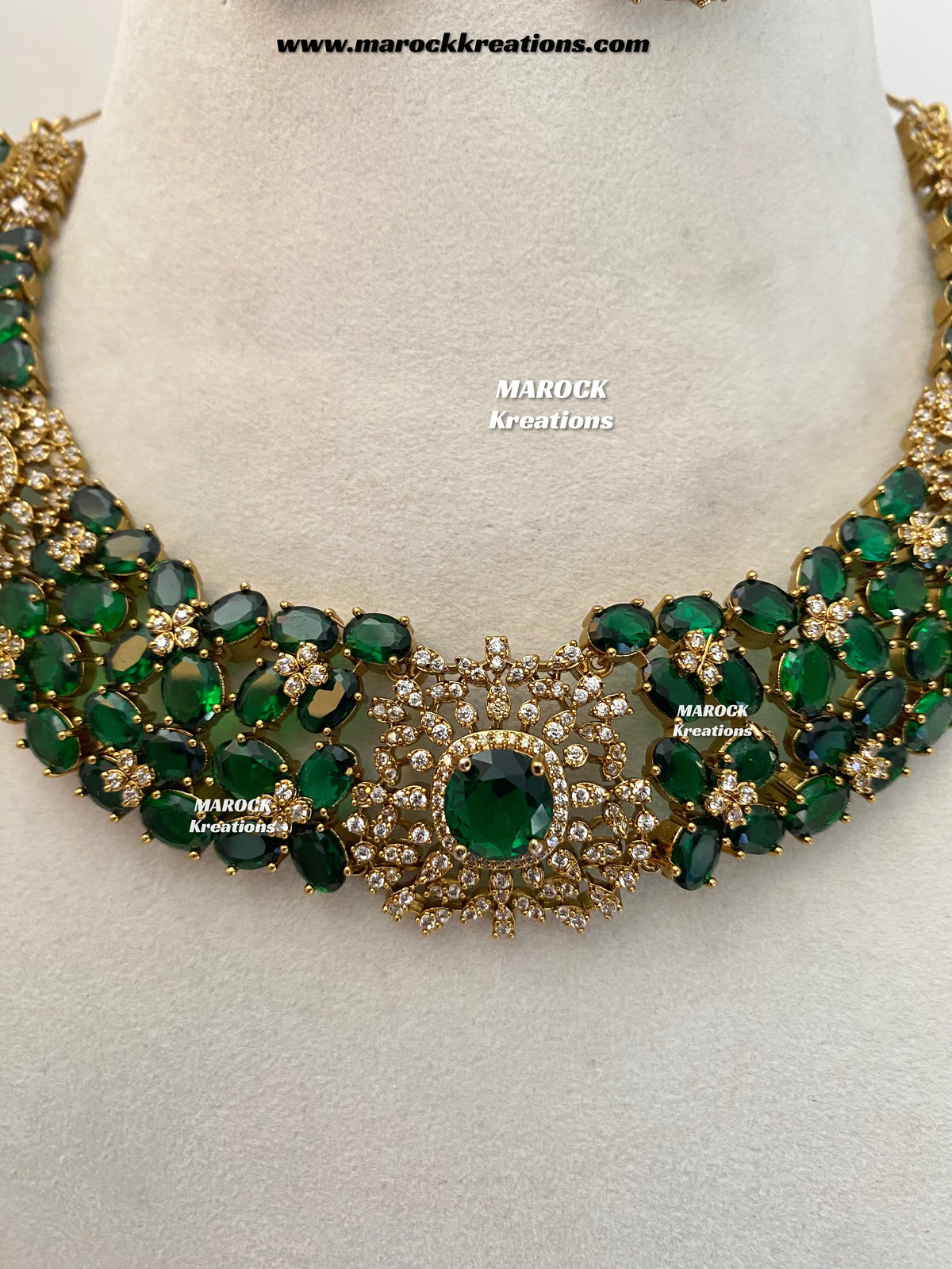 Donna Antique Gold American Diamond Statement Necklace set