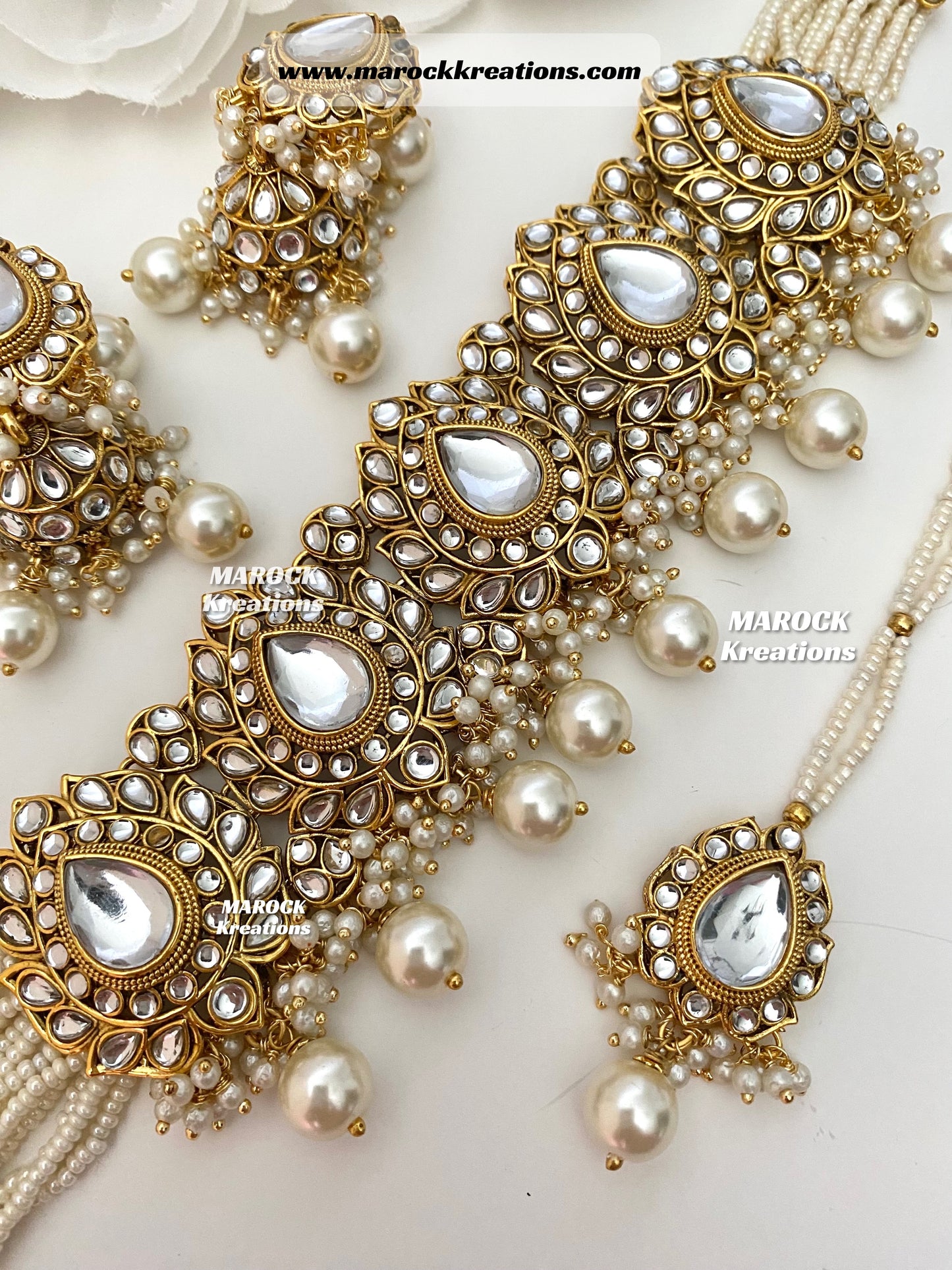 Fine quality Kundan Choker set