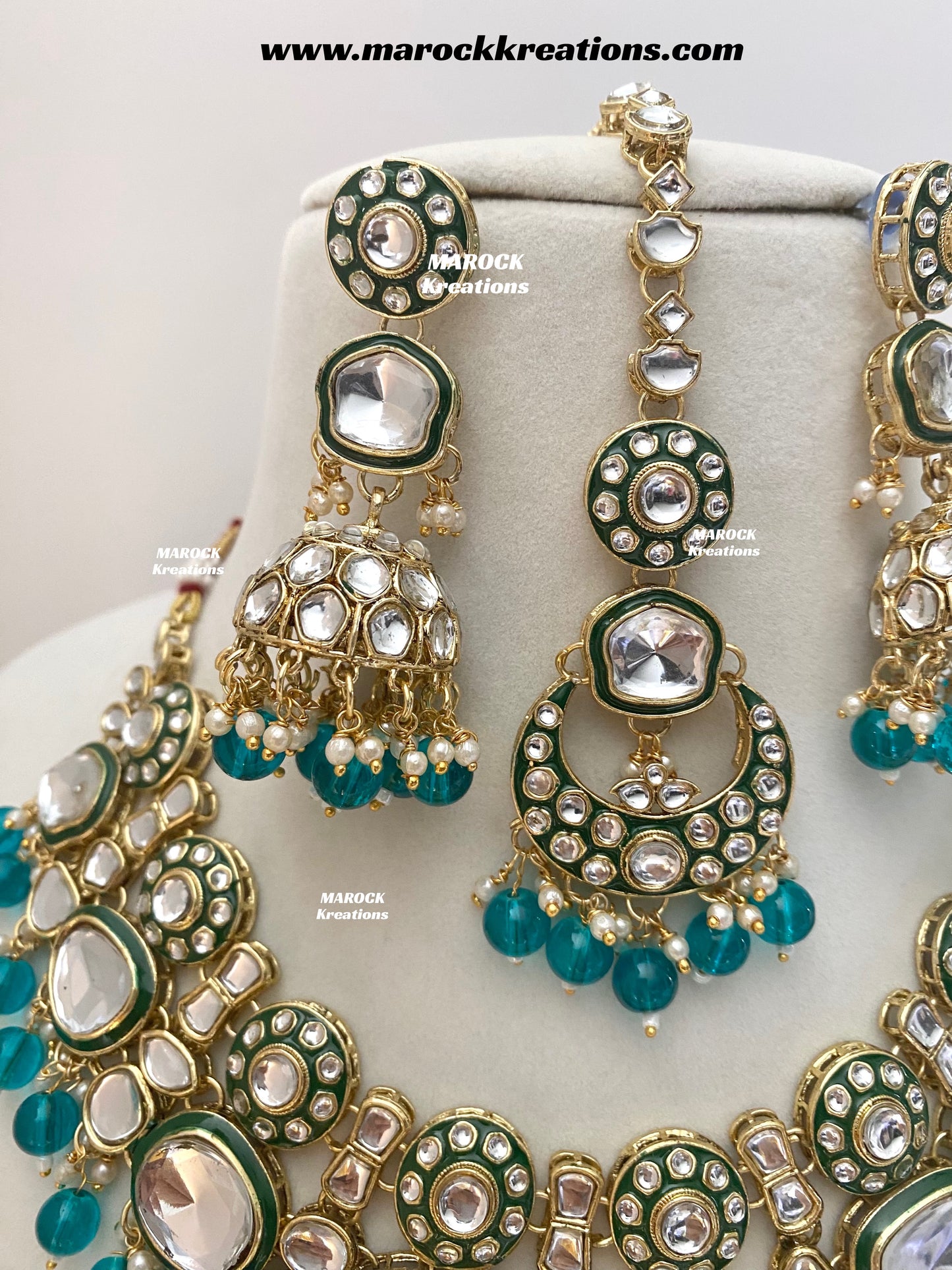 Swasti Kundan Necklace set