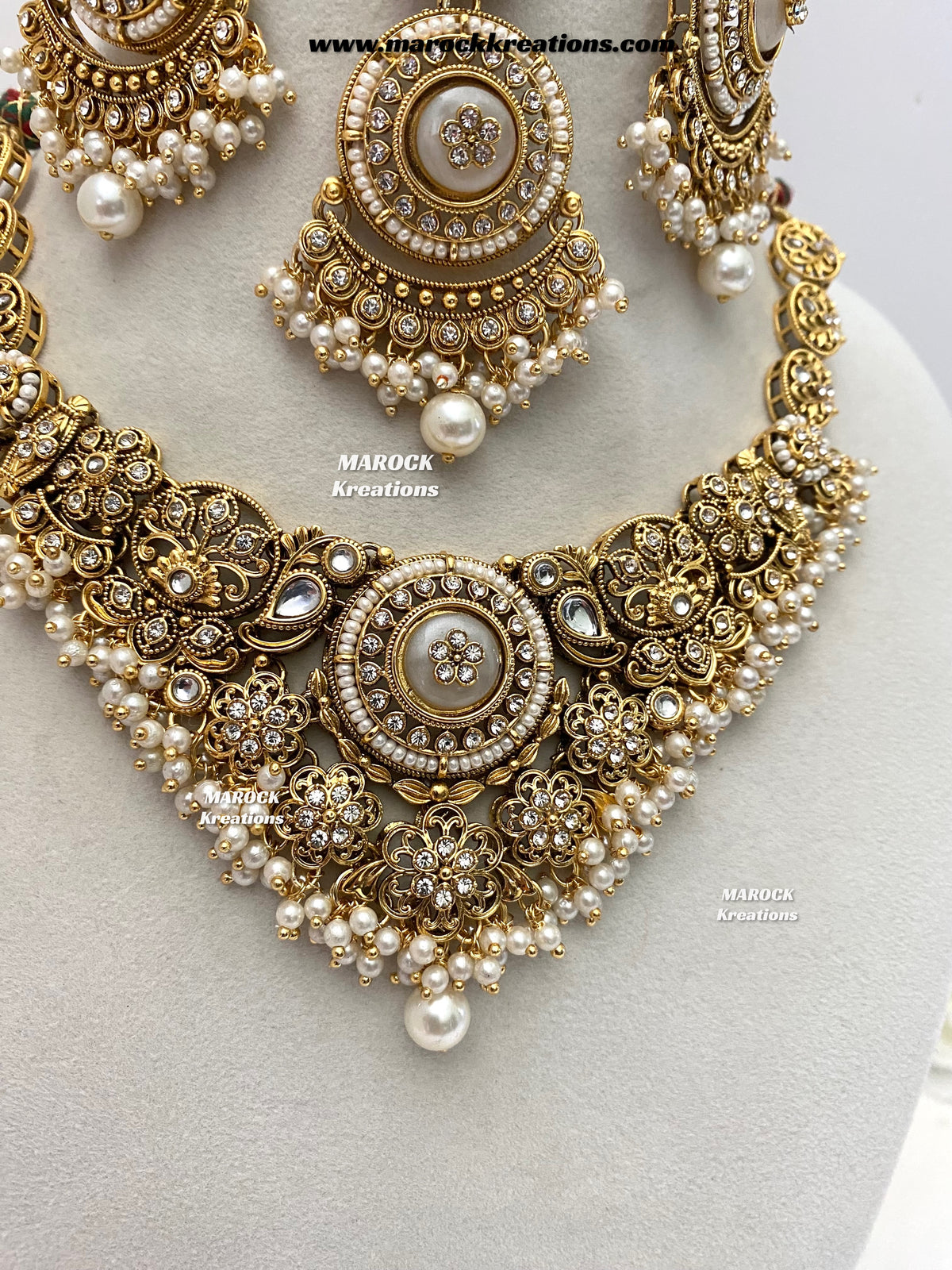 Kavitha Premium Quality Kundan Statement Necklace set
