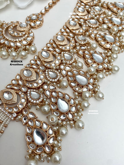Kaniz Premium Quality Rose Gold Kundan Meenakari Choker/Necklace set