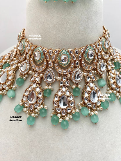 Kaniz Premium Quality Rose Gold Kundan Meenakari Choker/Necklace set