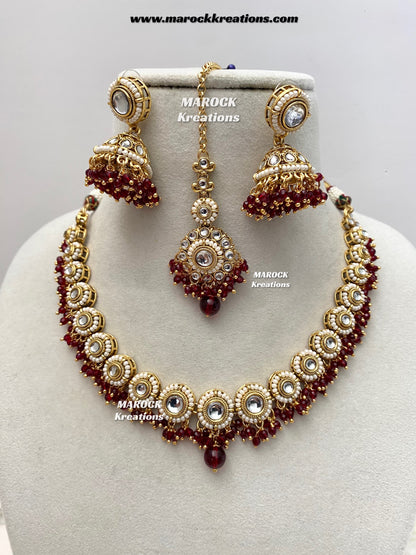 Akshi Premium Quality Kundan Single line Necklace set