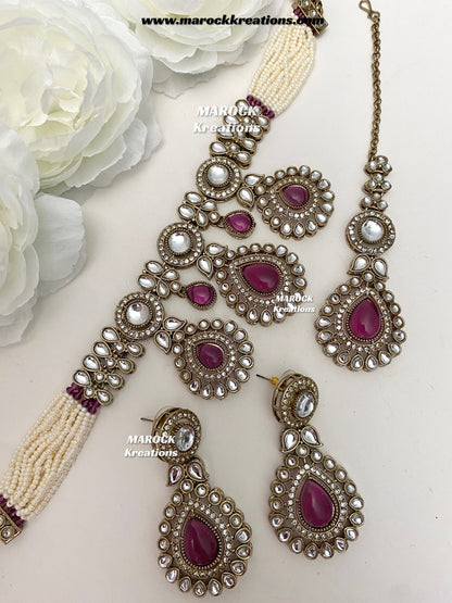 Rida Premium quality Kundan choker set