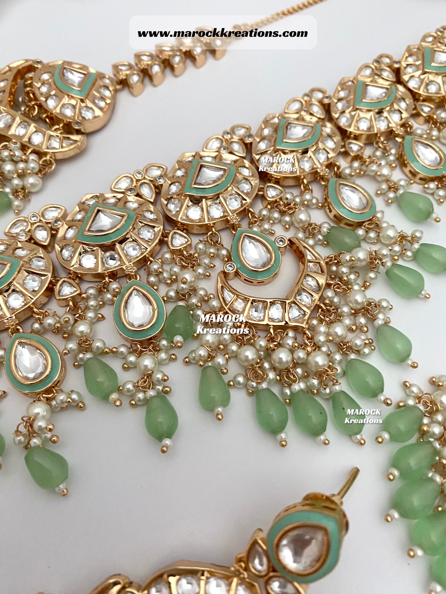 Tyani inspired Premium Quality Gold plated real kundan choker set