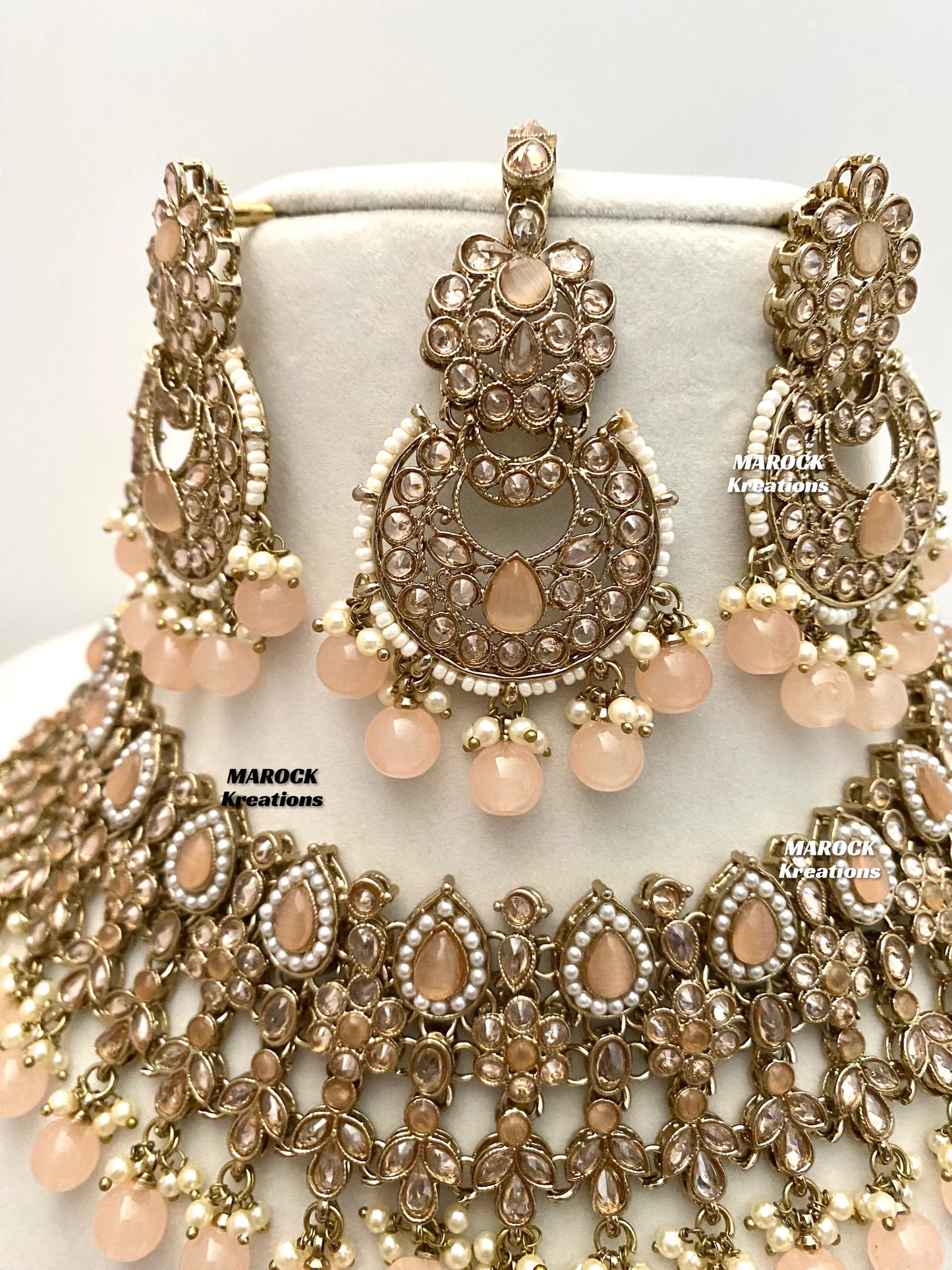 Sadhna Antique Gold Polki Necklace set