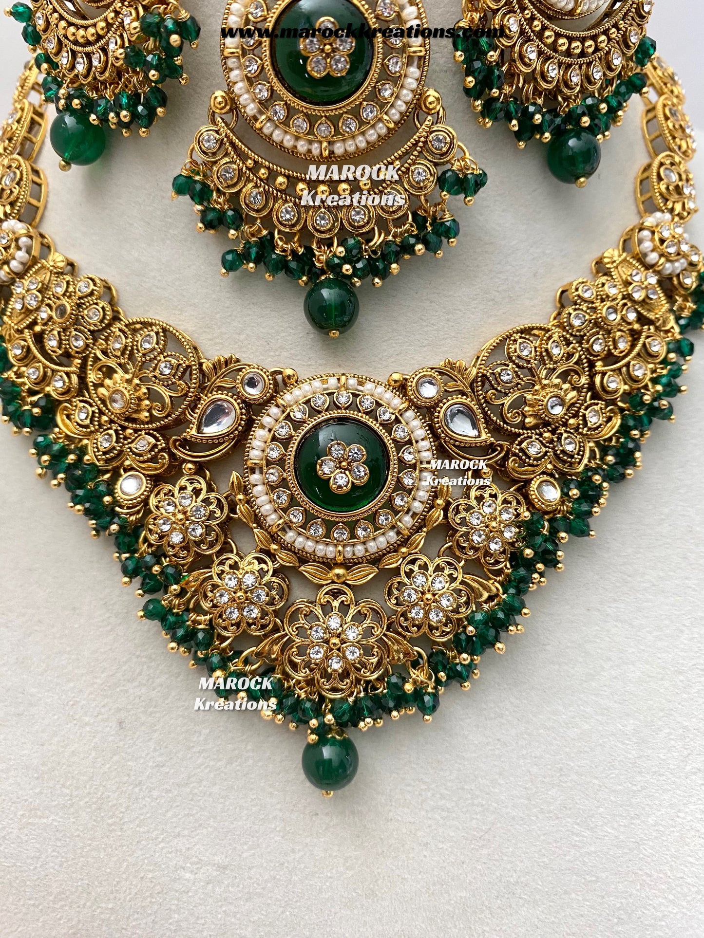 Kavitha Premium Quality Kundan Statement Necklace set