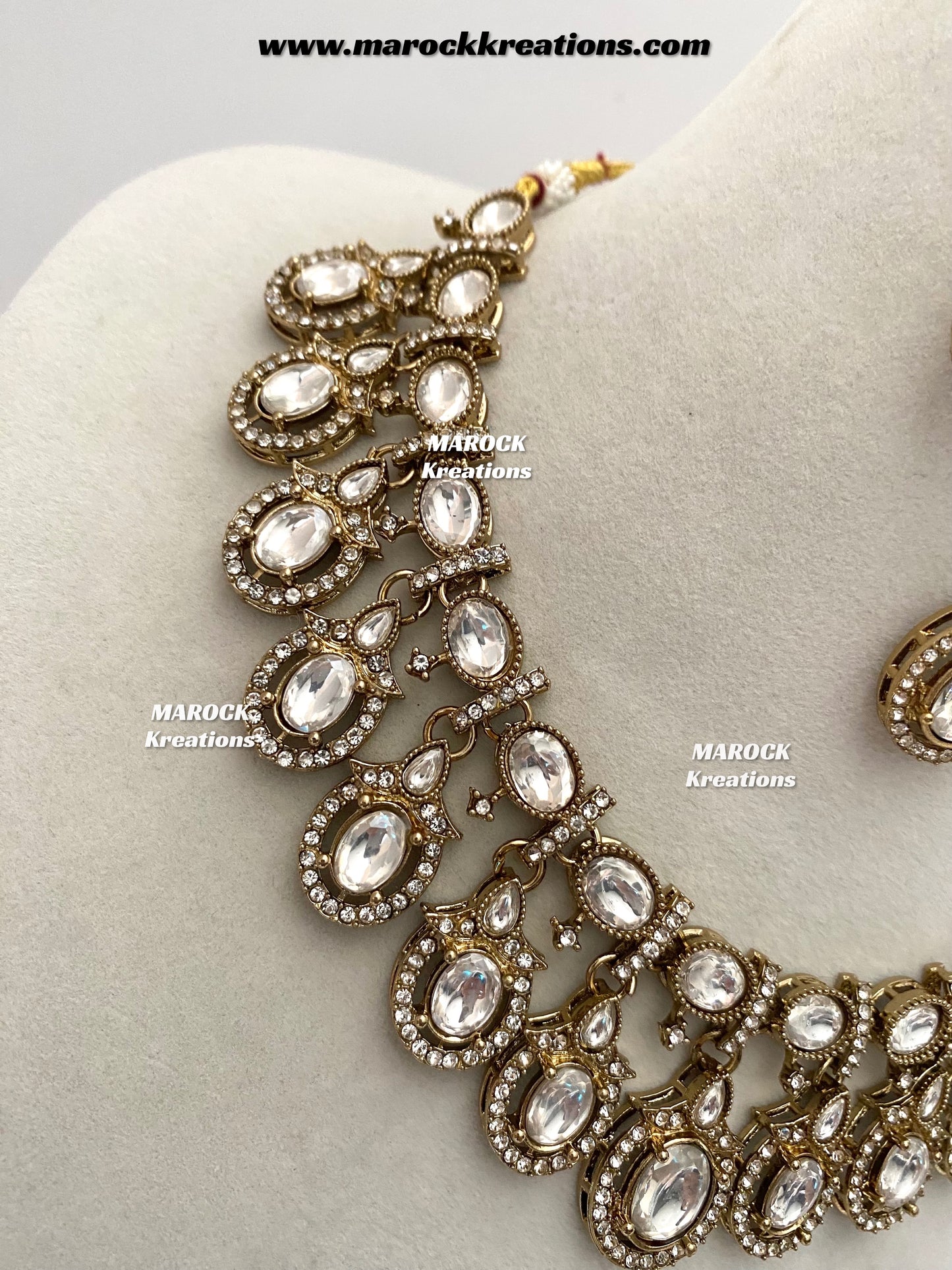 Areeba Kundan Necklace set