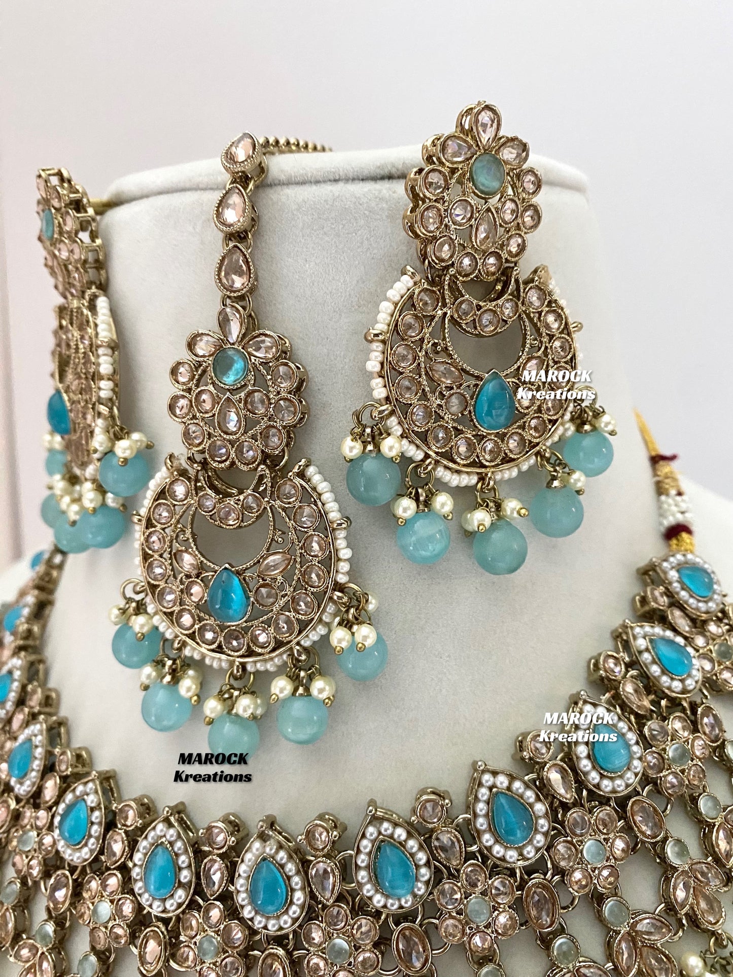 Sadhna Antique Gold Polki Necklace set