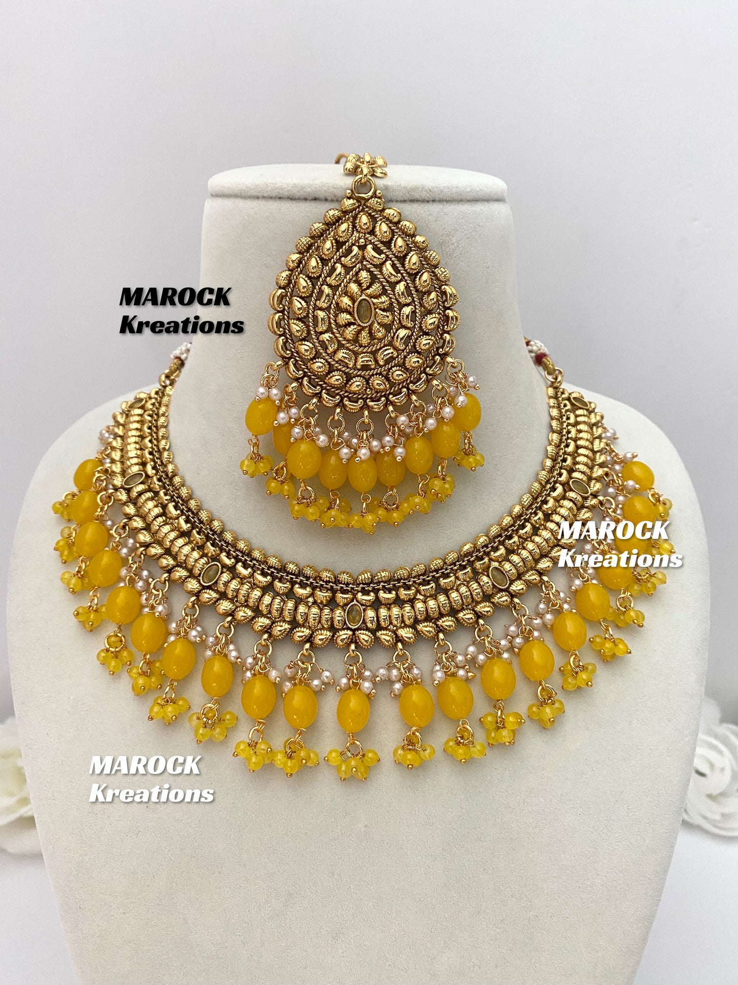 Trendy Gold plated traditional necklace sets/Elegant gold look necklace sets.