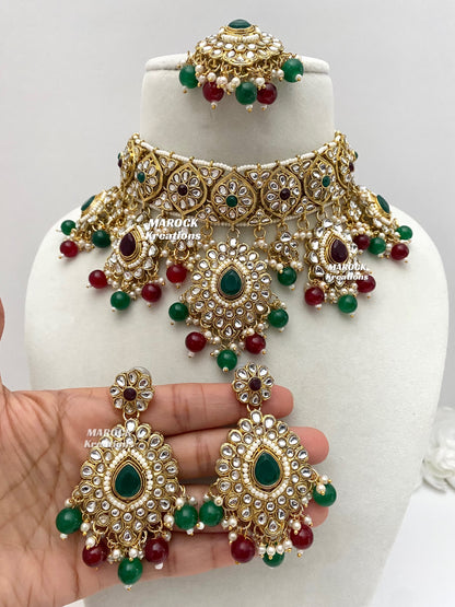 Karina Kundan Statement Choker Set