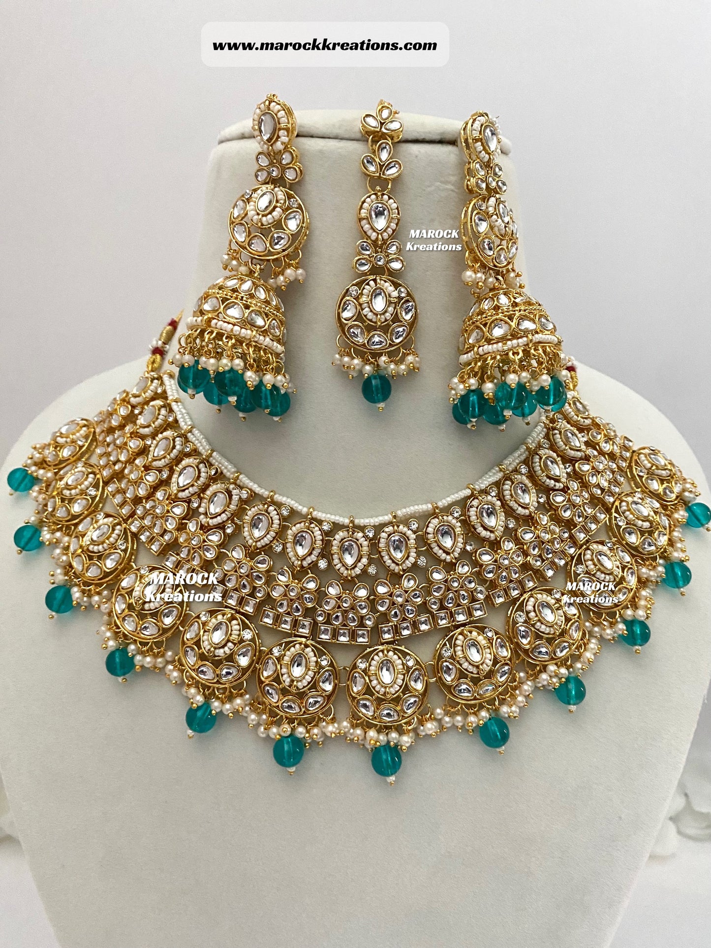 Kundan Necklace set comes with jhumki Earrings and tikka