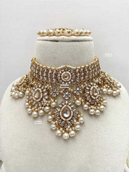 Bhavika Premium Quality Kundan choker/Necklace set