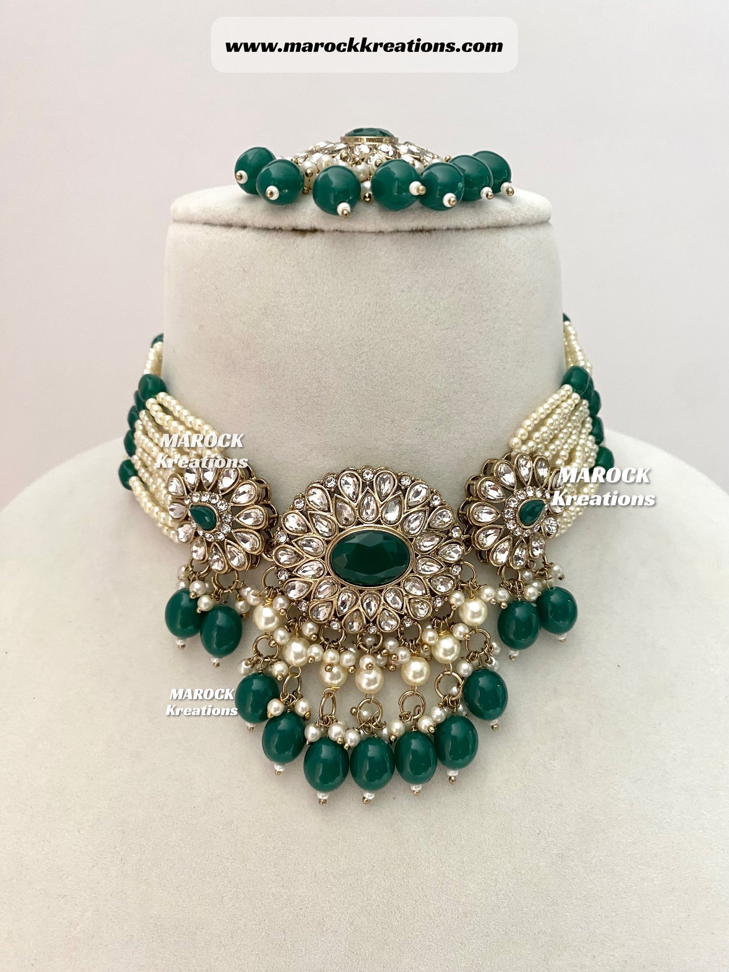 Kundan choker set