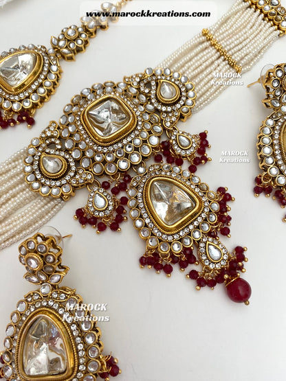 Aarzoo Kundan Statement Choker set