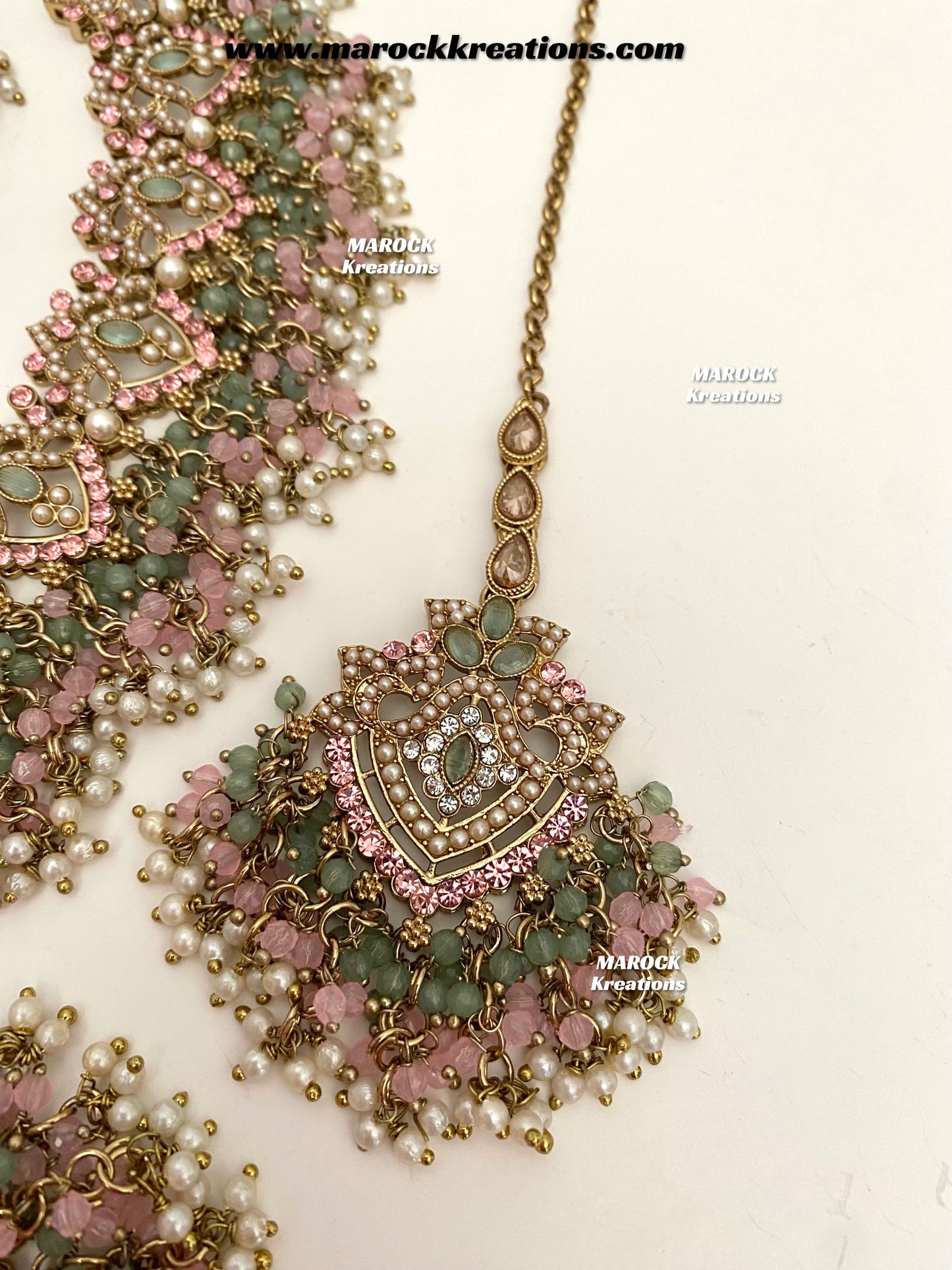 Aisha Antique Gold Pakistani Necklace set with Passa