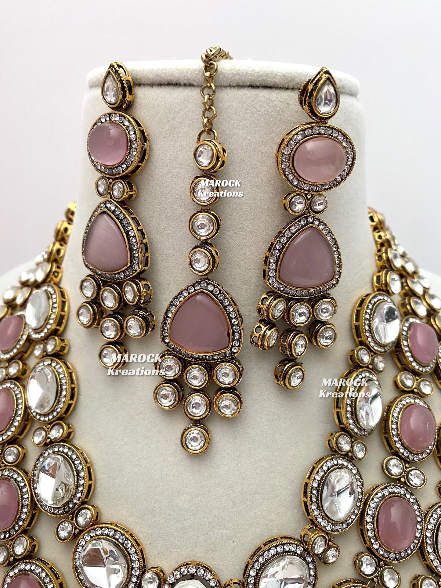 Deepika Tyani inspired Premium Quality exclusive kundan Necklace set