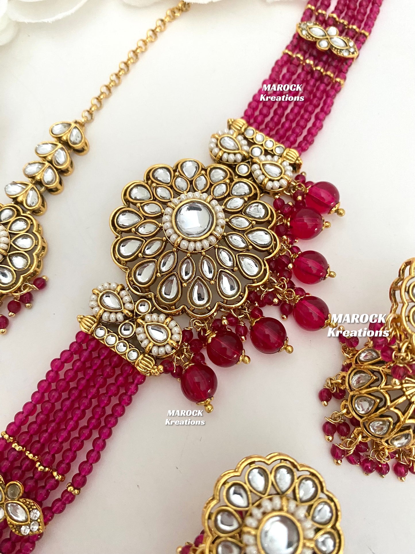 Ginni Premium Quality Kundan choker set