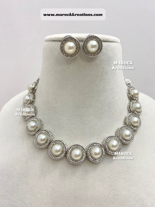 Single Line silver/White Pearls Necklace set comes with studs