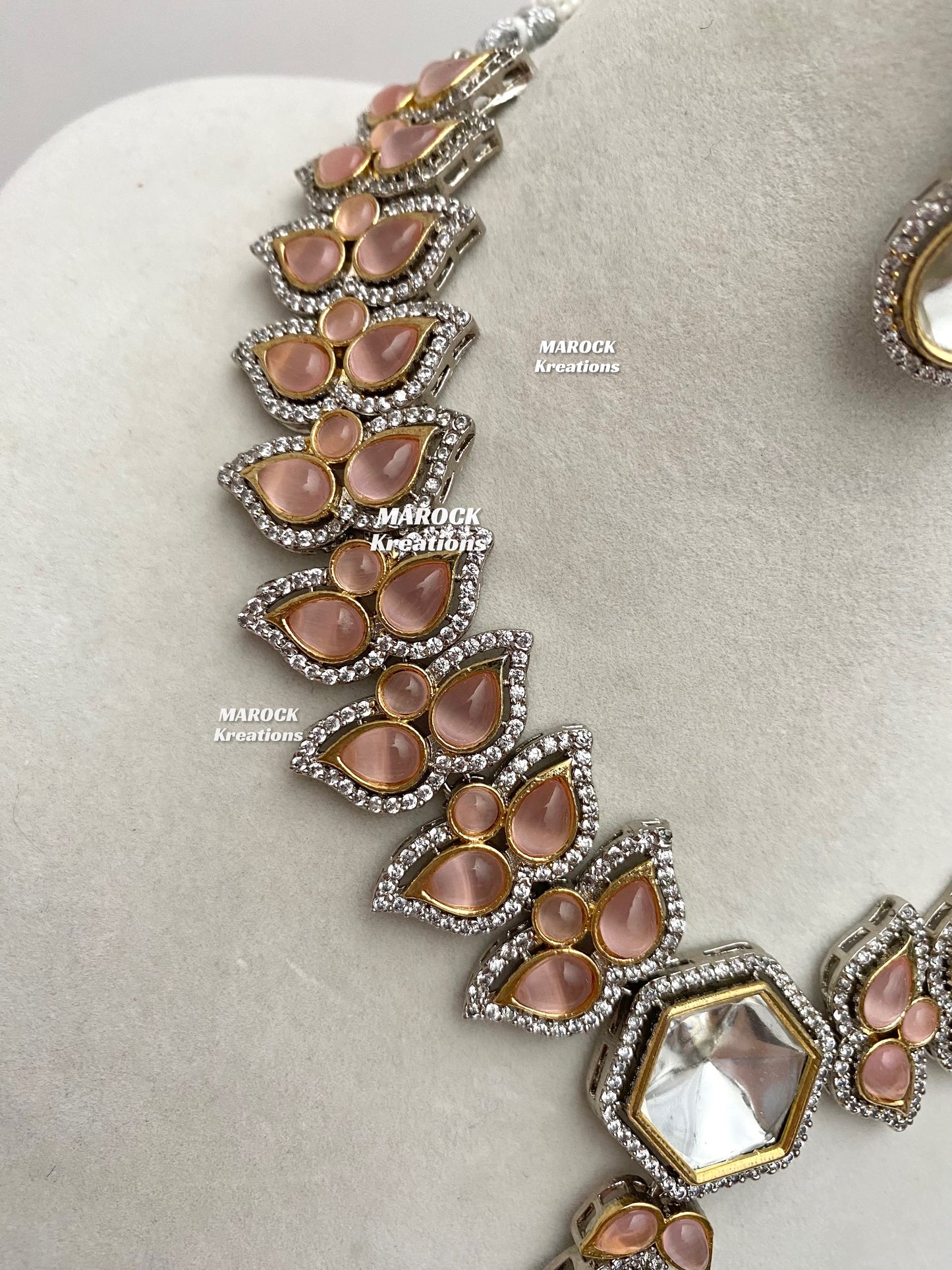 Katie Tyani inspired Premium Quality Kundan Statement Necklace set