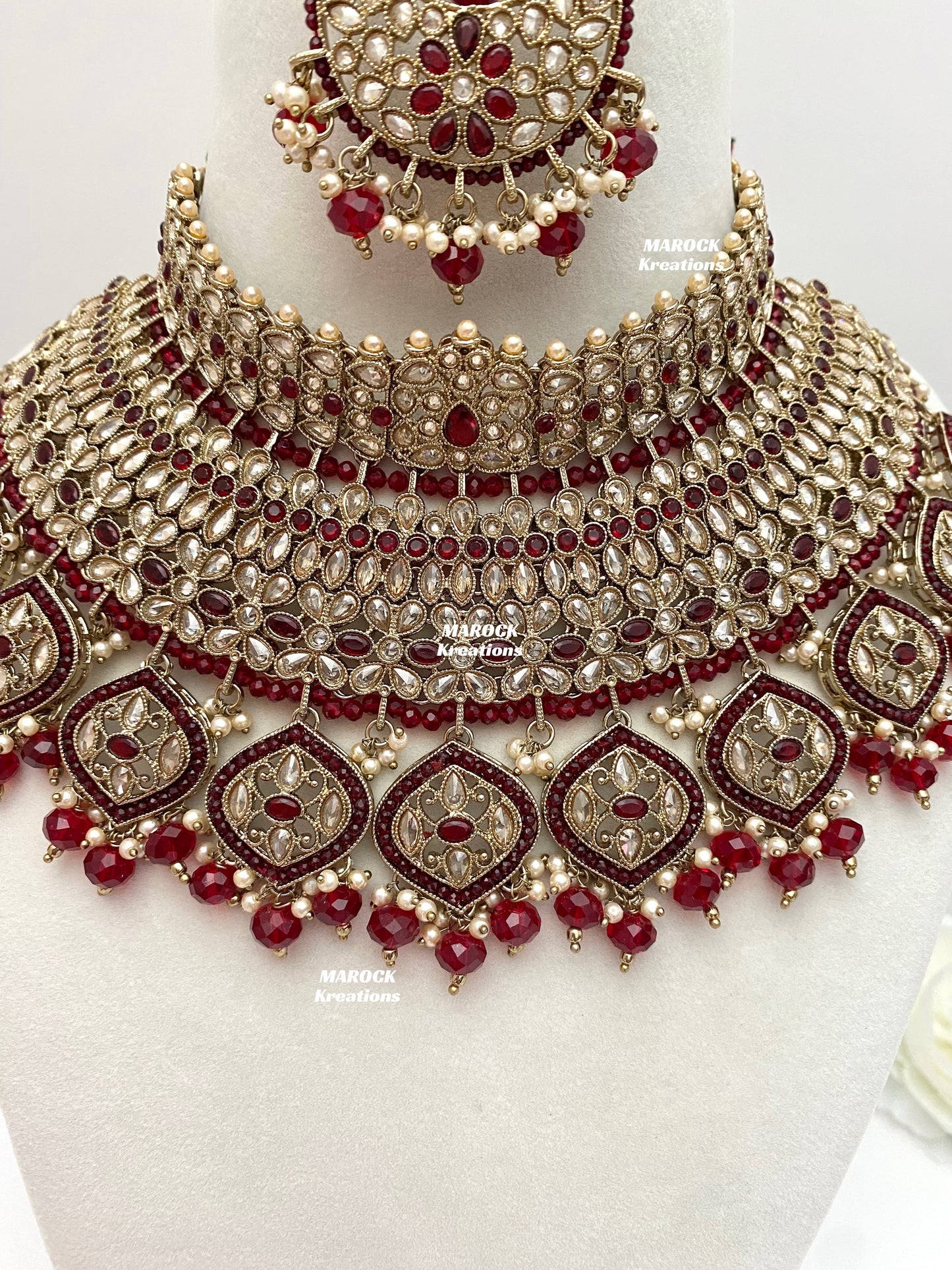 Tashi Premium Quality Polki Statement Bridal set