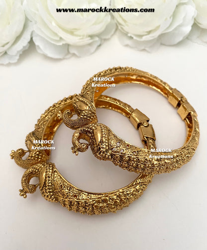 Gini Premium Quality Gold plated peacock crafted openable Rajwadi statement Bracelet