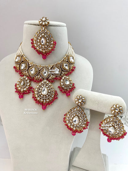 Rahila Premium quality Kundan Statement Choker/Necklace Set