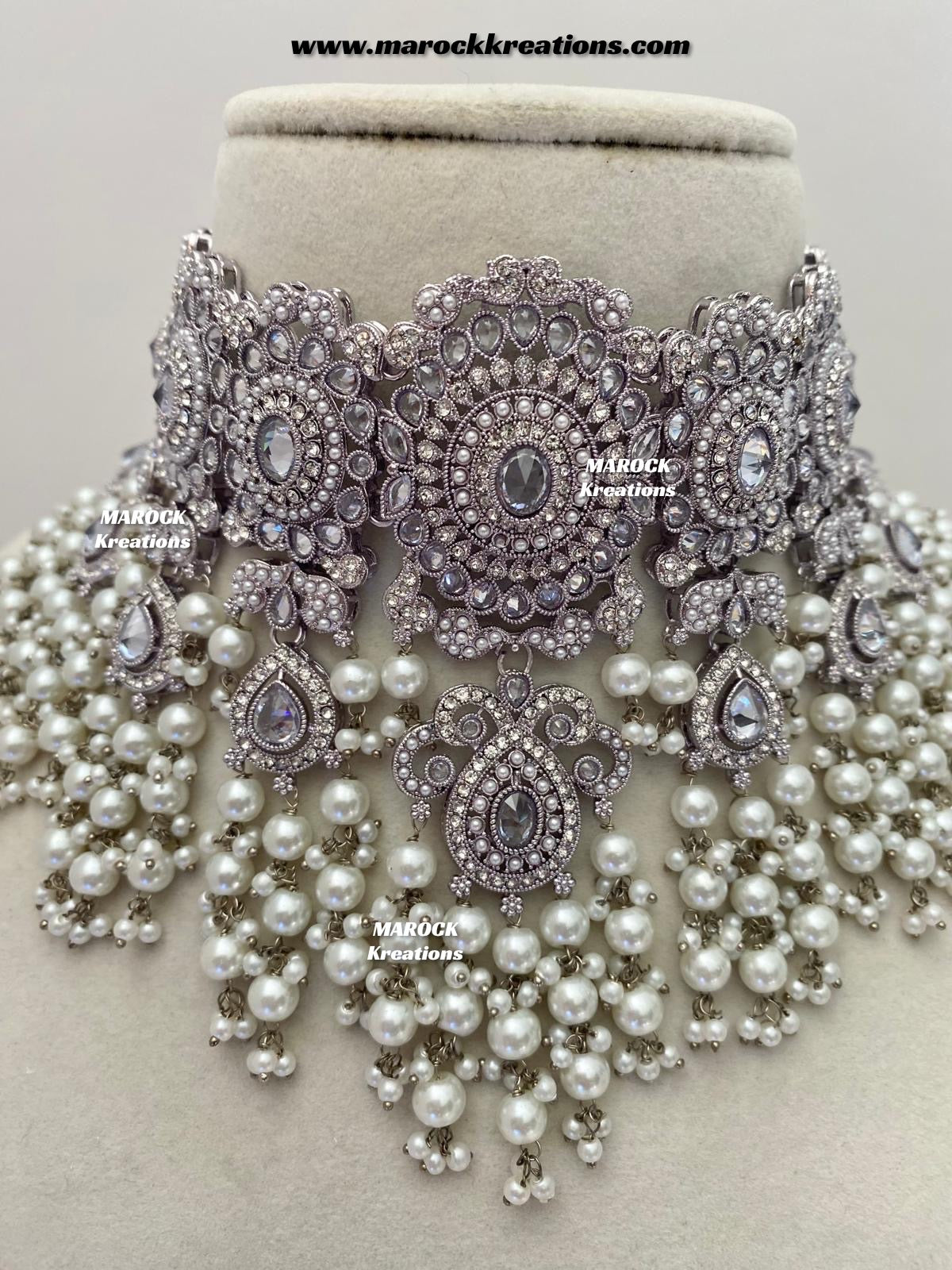 Nazmun Silver Pakistani Polki choker/necklace set with Passa