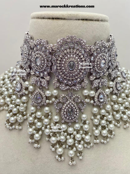 Nazmun Silver Pakistani Polki choker/necklace set with Passa
