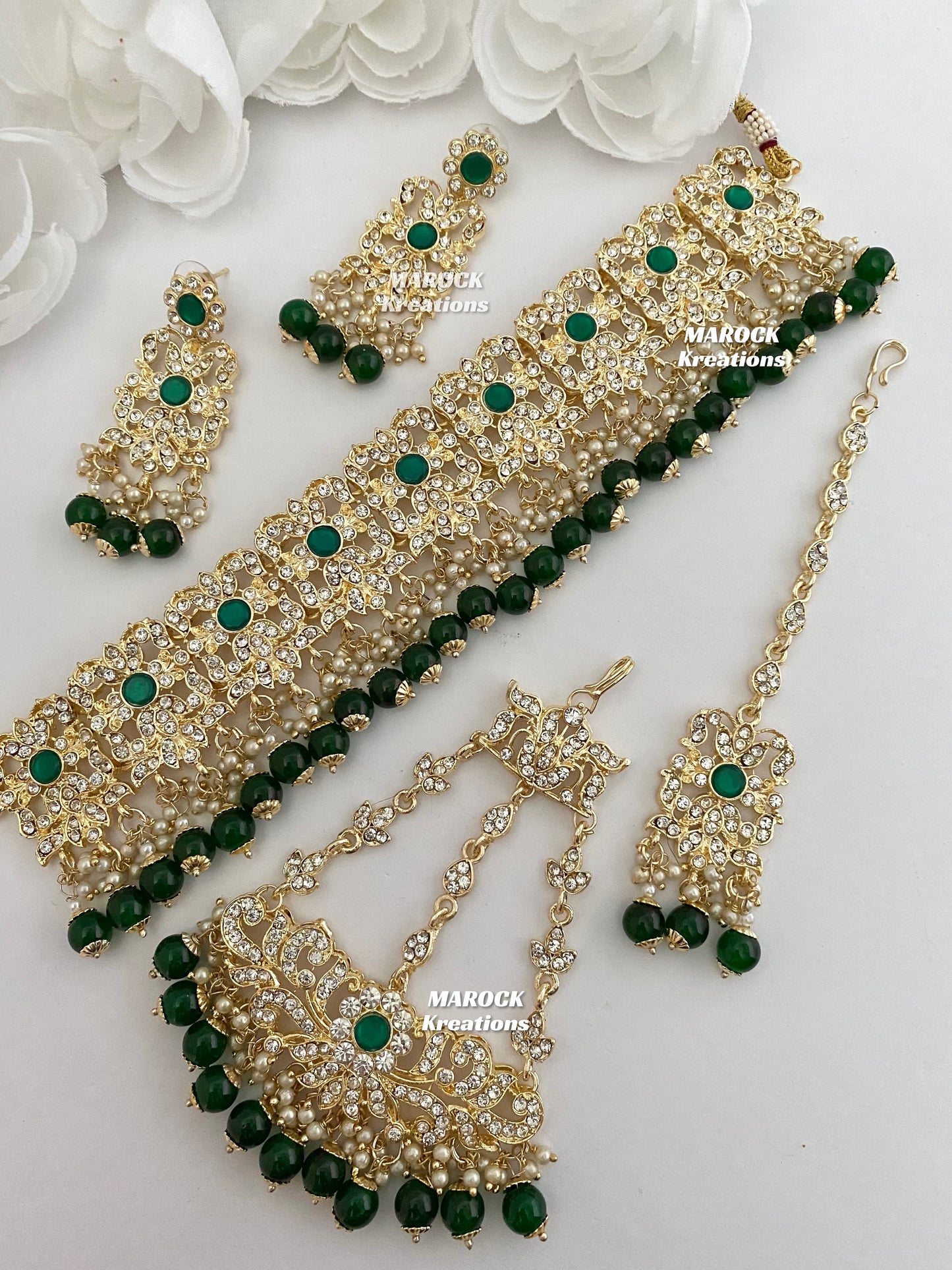 Gold base Pakistani Choker set