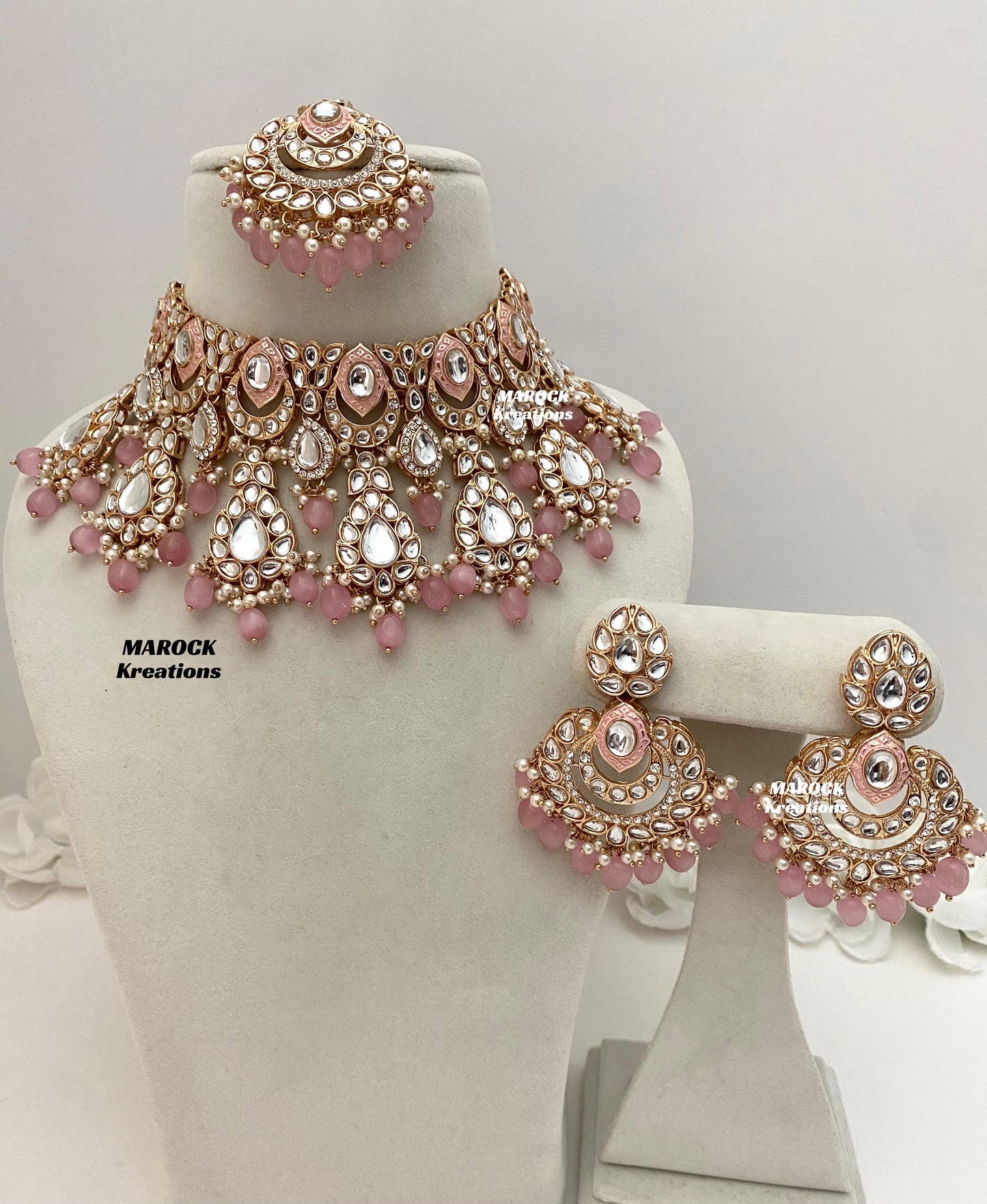 Kaniz Premium Quality Rose Gold Kundan Meenakari Choker/Necklace set