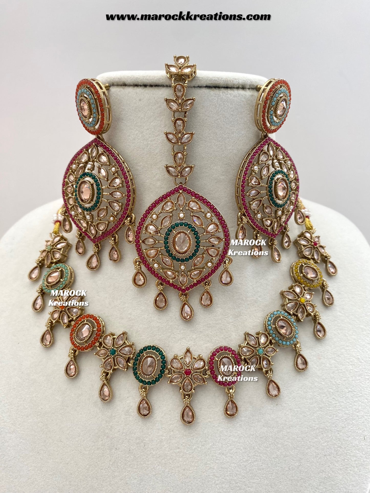 Mavis Antique Gold Polki Necklace set