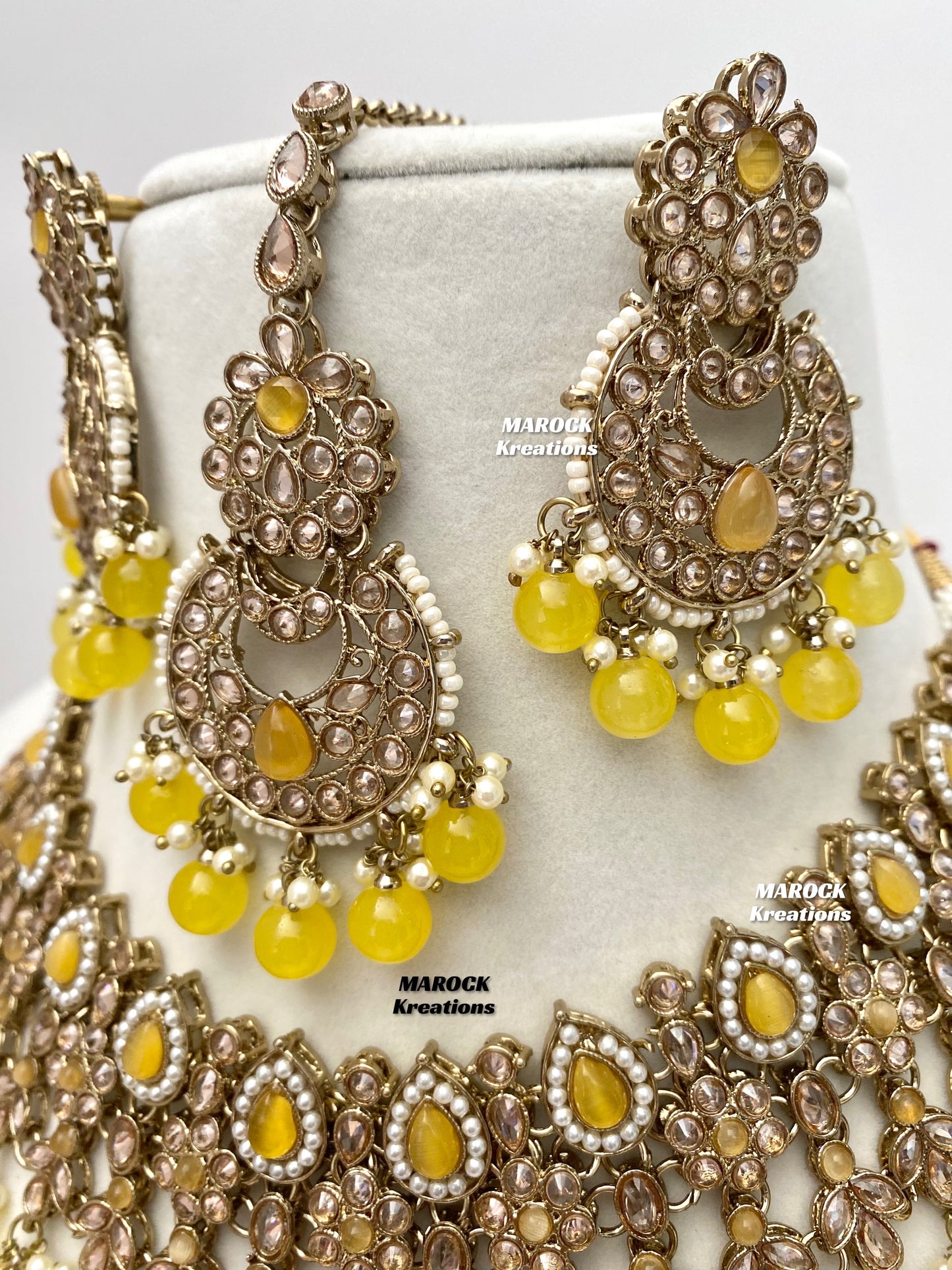 Sadhna Antique Gold Polki Necklace set