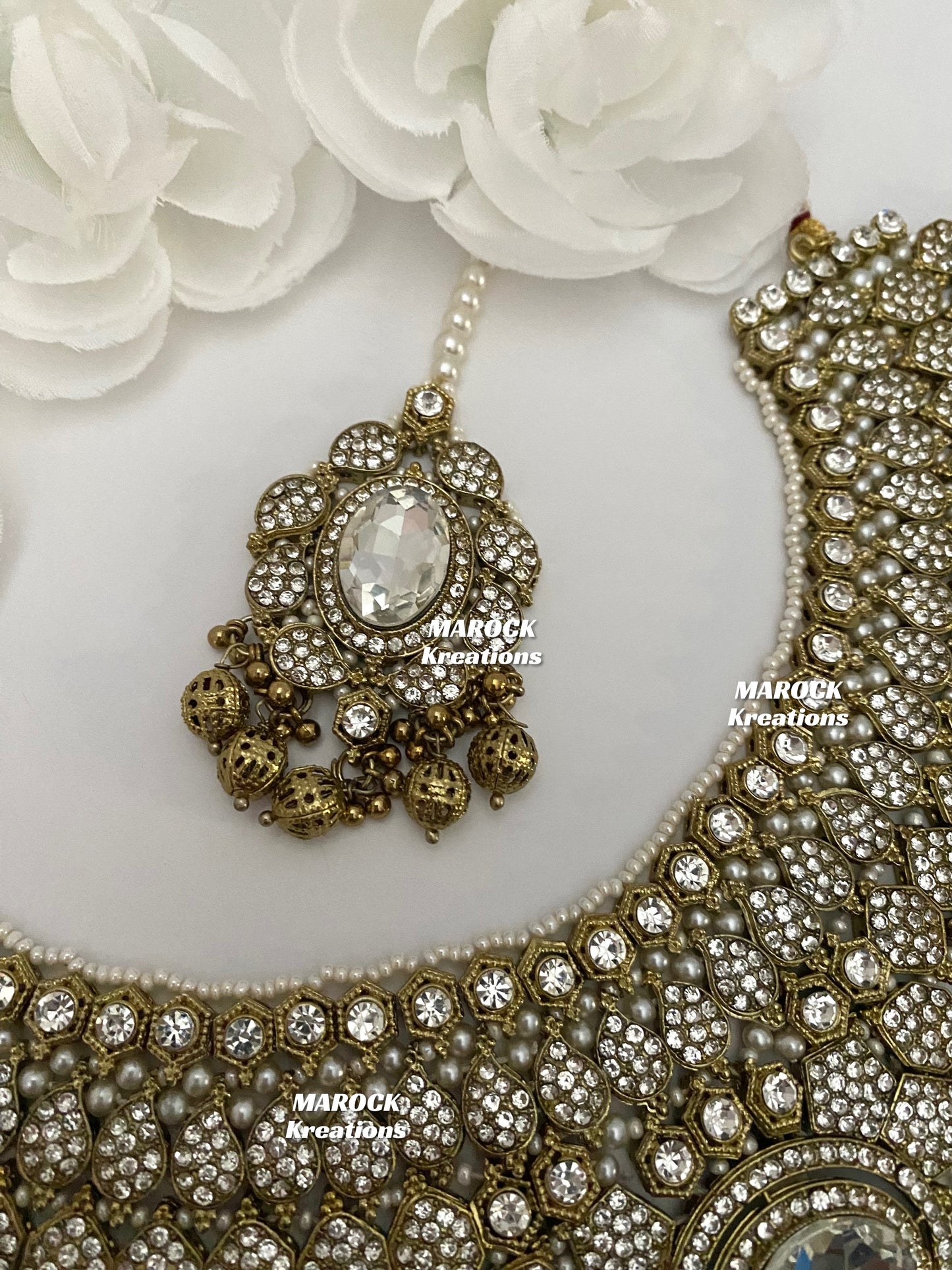 Antique Gold Pakistani Necklace set