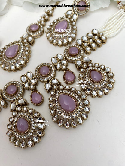 Rida Premium quality Kundan choker set