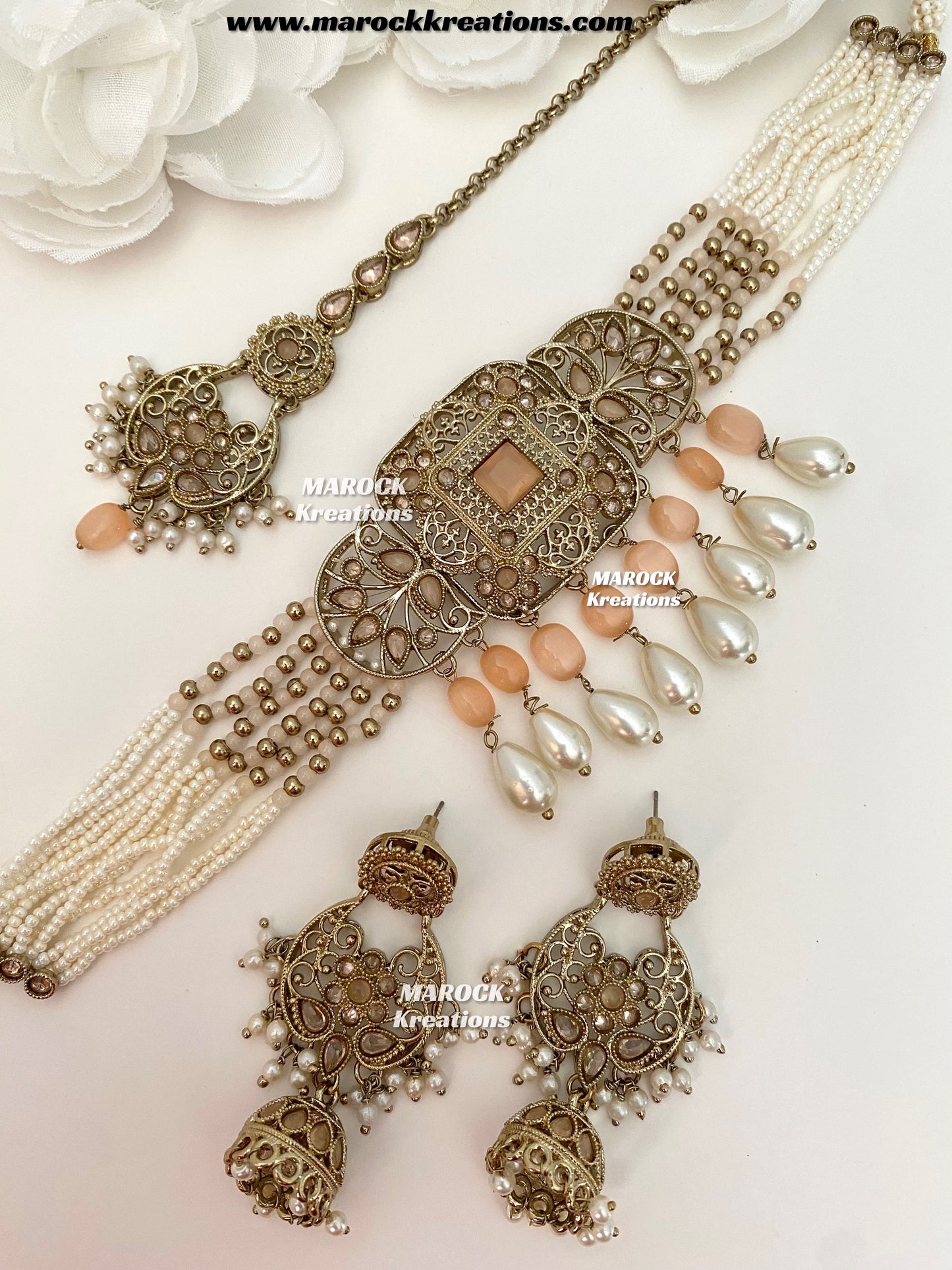 Naila Antique Gold Polki Choker set