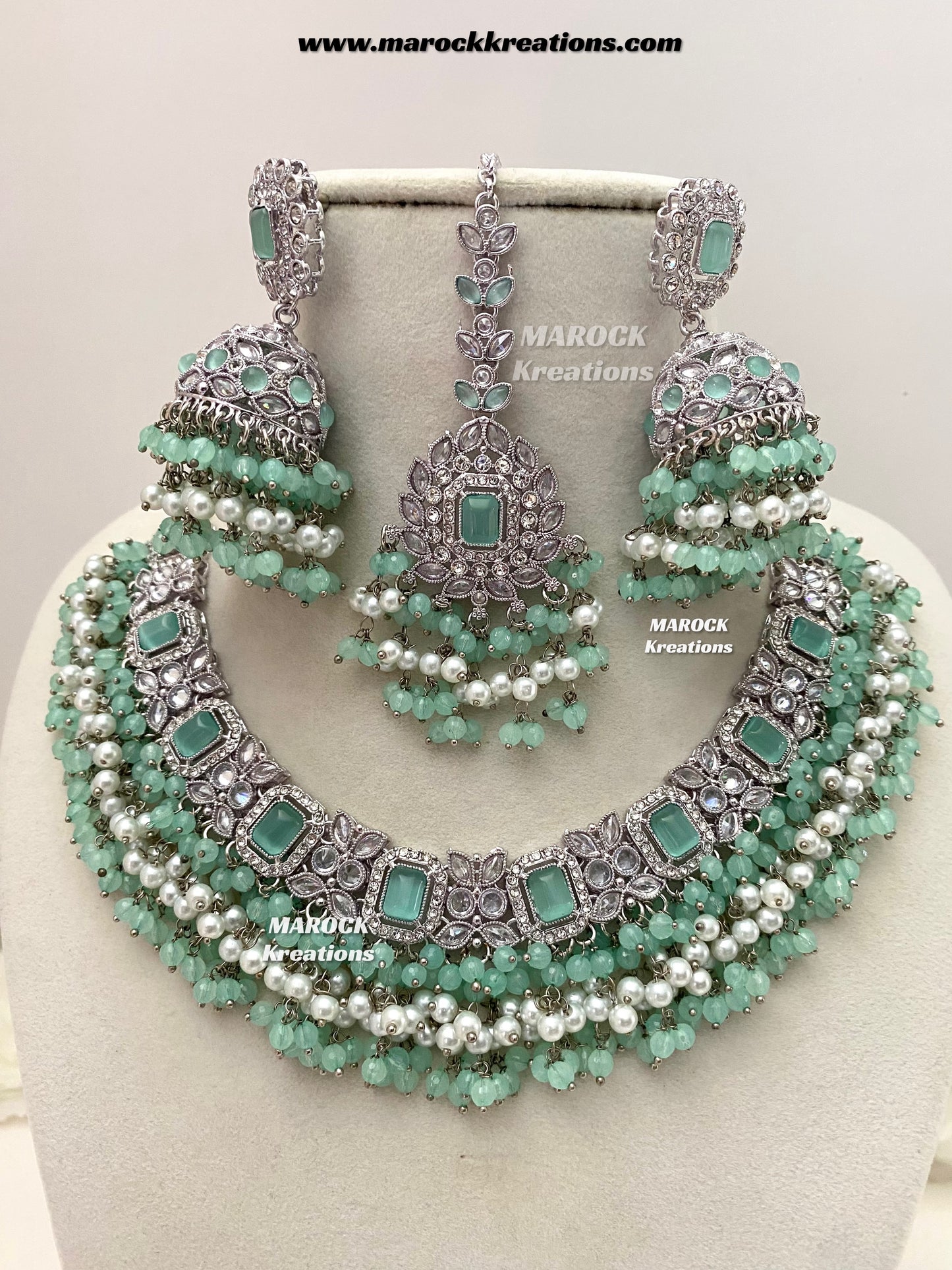 Tashfeen Silver Polki Choker/necklace set