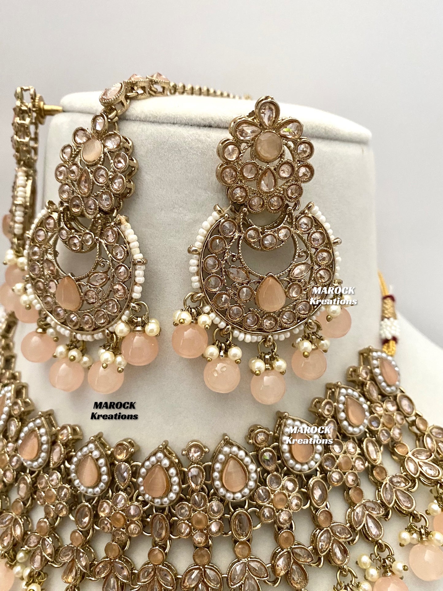 Sadhna Antique Gold Polki Necklace set